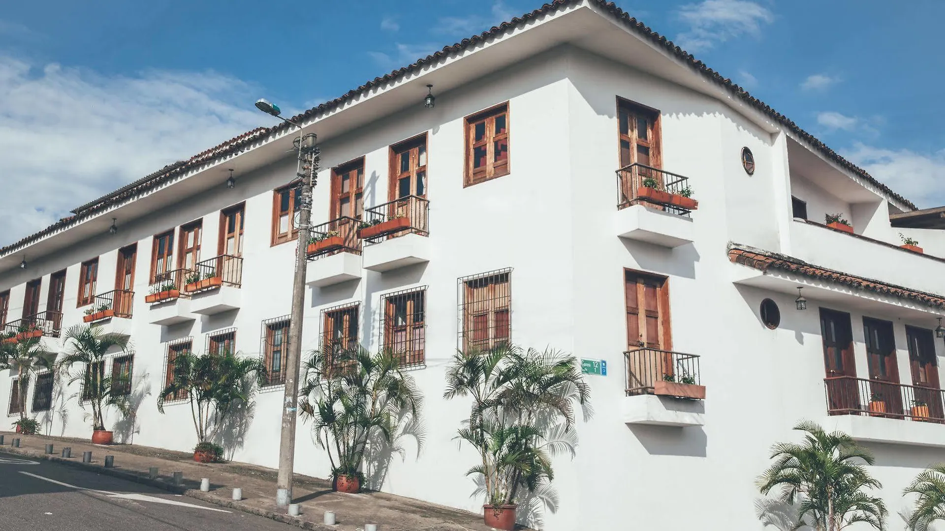Hotel Colina De San Antonio 卡利